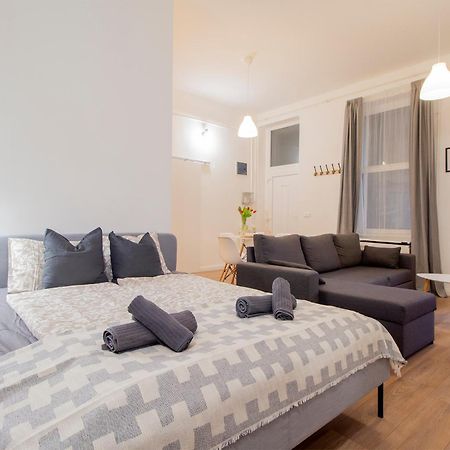 Apartamento Dob-Lak With Free Private Parking Budapest Exterior foto