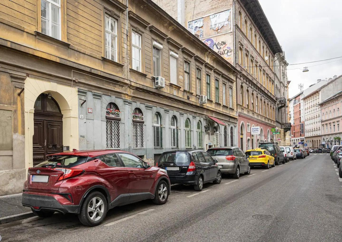 Apartamento Dob-Lak With Free Private Parking Budapest Exterior foto